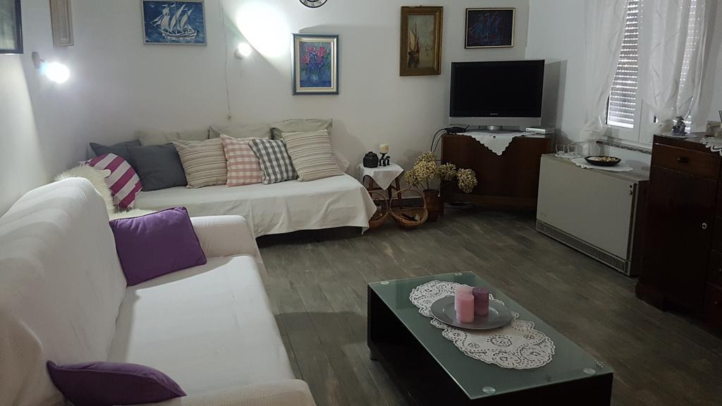 Holiday House Altea Banjole Luaran gambar